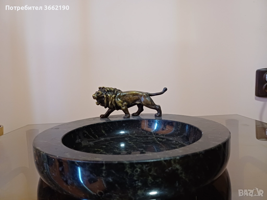 Бижутерка с бронзов лъв, снимка 1