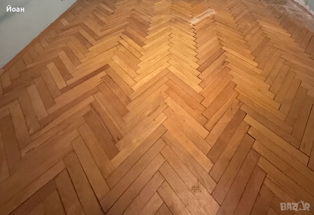 Масивен дървен паркет „рибена кост“ около 32 кв.м – София, снимка 1