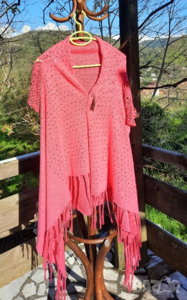 Пончо/ наметало с паети и с плетени ръкавчета, снимка 1
