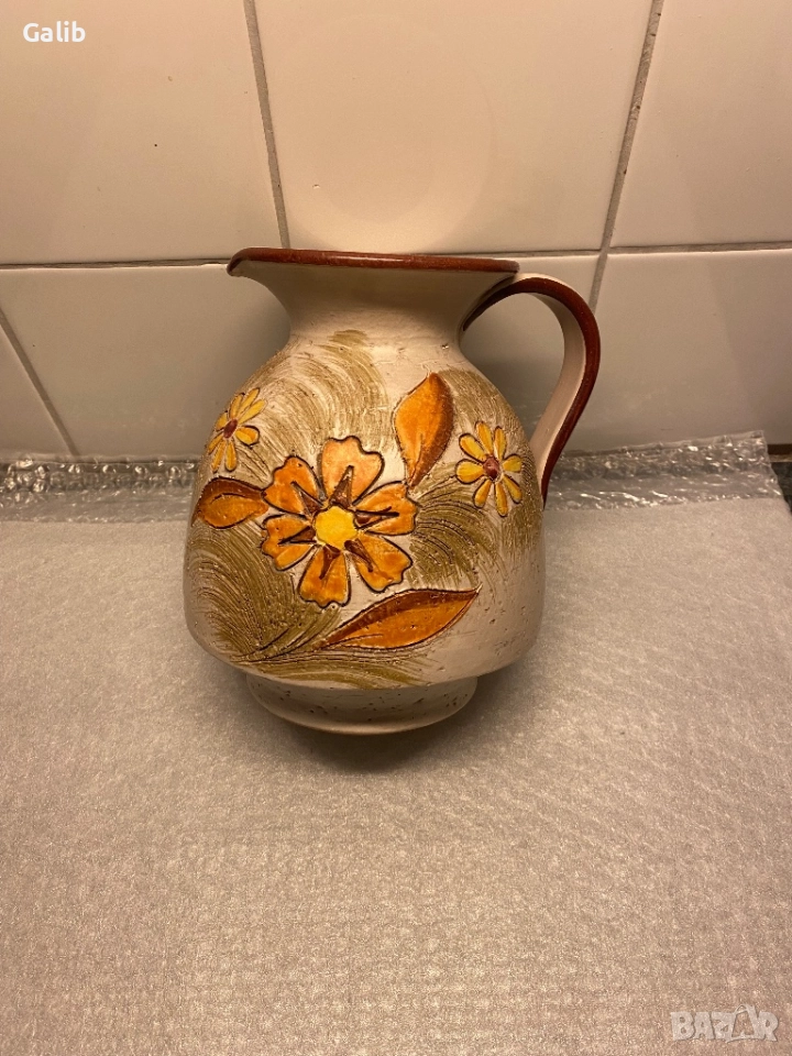 Красива ръчно рисувана ваза за цветя, снимка 1