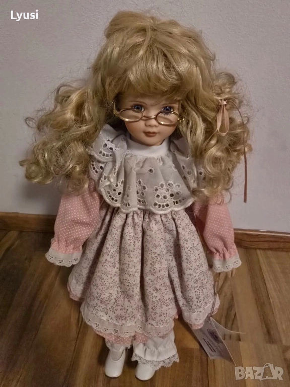 Порцеланова кукла, снимка 1