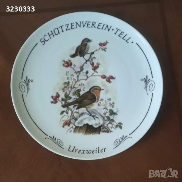 Порцеланова чиния за стена, снимка 1