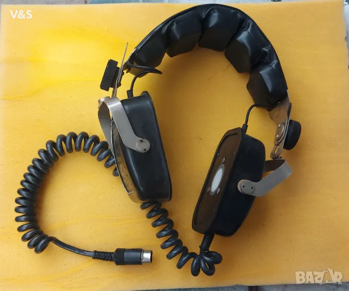 БГ динамични Hi-Fi слушалки от 80-те – Респром ДС 200, снимка 1