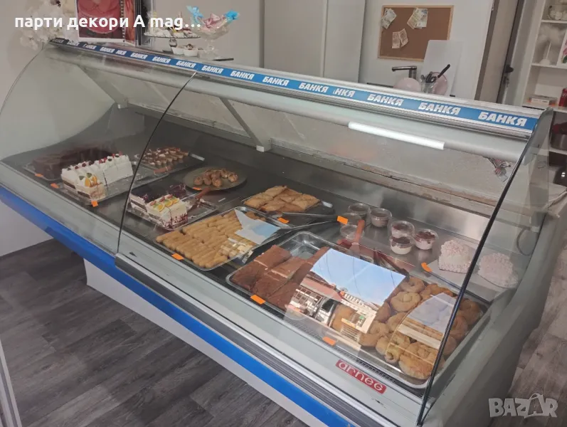 Продава се хладилна витрина , снимка 1