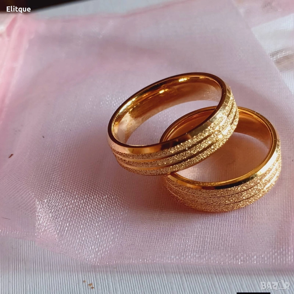 две халки , снимка 1