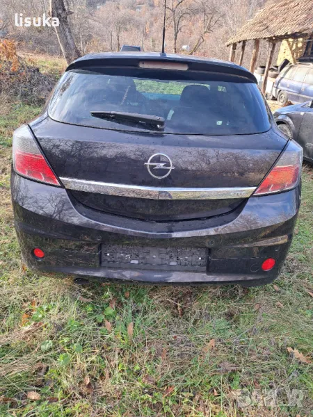 Задна броня за Опел Астра Н GTC , снимка 1