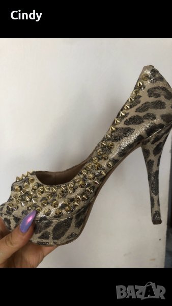 Guess обувки на висок ток , снимка 1