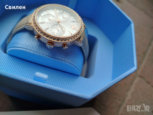 Дамски часовник Swarovski Tennis Matrix Chrono, снимка 5 - Дамски - 53121591