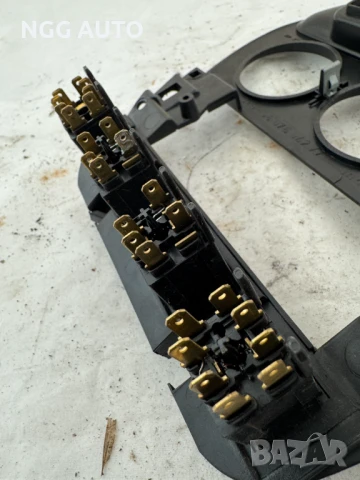 Централна Конзола Рамка за Пежо 306, Peugeot 306, 9607694277, снимка 5 - Части - 51398364