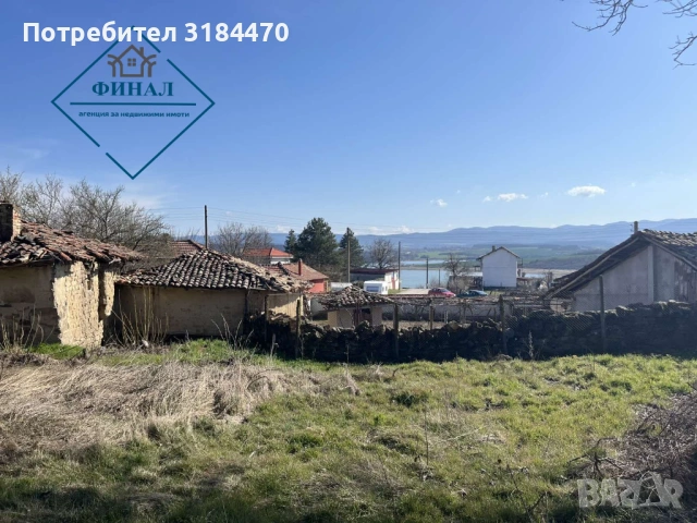  Парцел в регулация в с. Ловец   