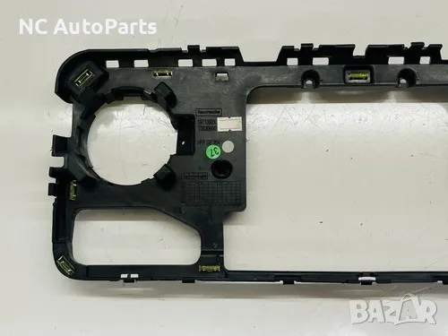 Рамка за радио за MERCEDES 2.1 дизел Мерцедес Спринтер B907 1971392X 2018, снимка 3 - Части - 49582409