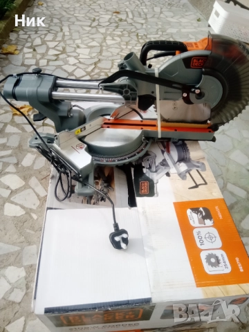 Циркуляр потапящ-Black+Decker BES710-GB , снимка 2 - Други инструменти - 51393136