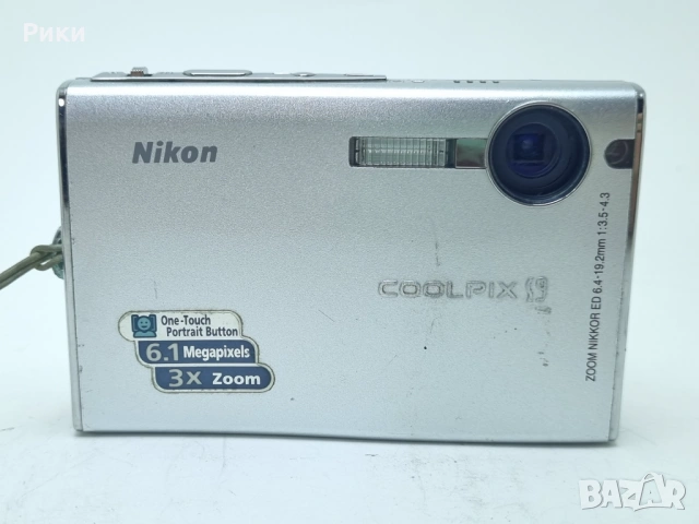 Nikon Coolpix S9 6.1 MP Digital Camera Silver