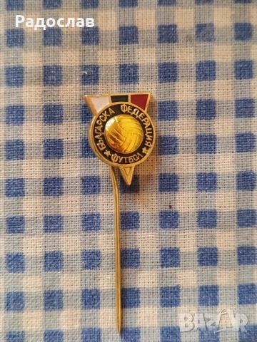 значка Българска федерация футбол, снимка 2 - Колекции - 54128820