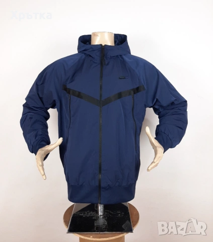 Nike Tech Premium Essentials - Оригинално мъжко яке размер L, снимка 2 - Якета - 53927313