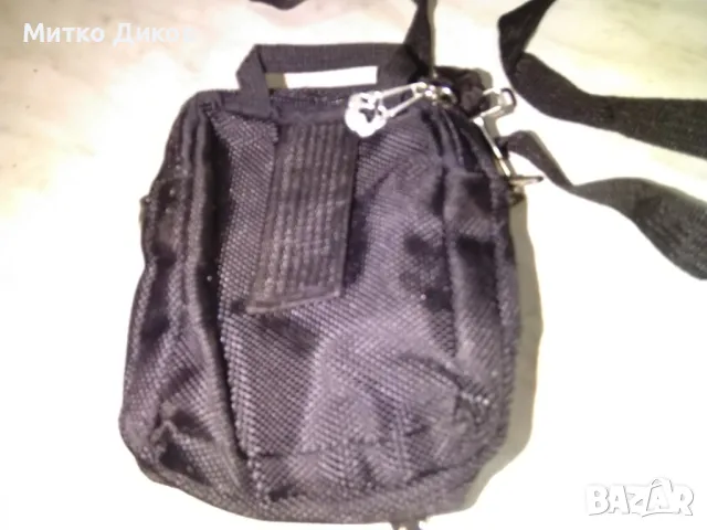 Чанта за кръста и през рамо маркова на Спорт нова  от промазан плат 140х105мм, снимка 3 - Чанти - 49589482