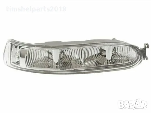 Мигач в огледало за Mercedes Vito/ Viano/ V-class- 2003-2010 Пасажерска страна