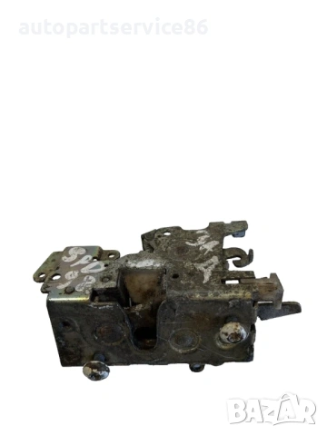 Заключващ механизъм преден десен за Mercedes VW LT Sprinter (1995-2005) 9017200235