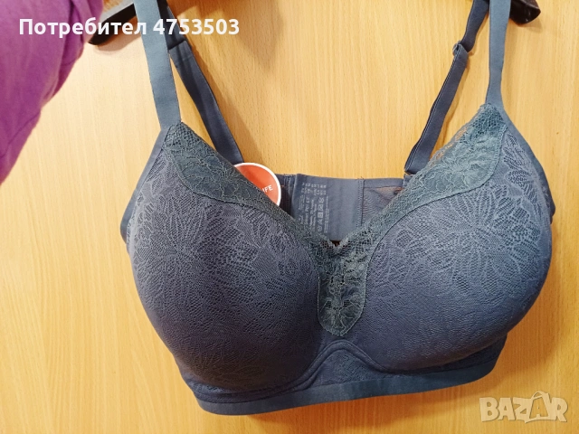 Сив сутиен Triumph 90 E нов