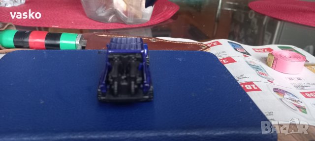 HOTWHEELS-JEEP GLADIATOR, снимка 5 - Колекции - 38657186