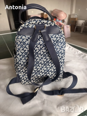 Tommy Hilfiger раница, снимка 2 - Раници - 56207514