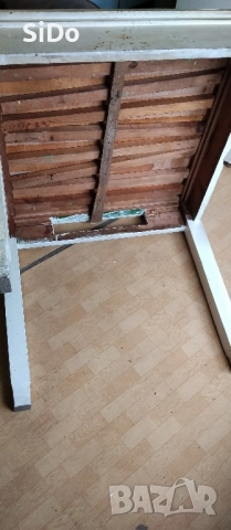 Голяма квадратна трапезна масивна маса 90/90/80см от 1980г, снимка 4 - Маси - 52304330