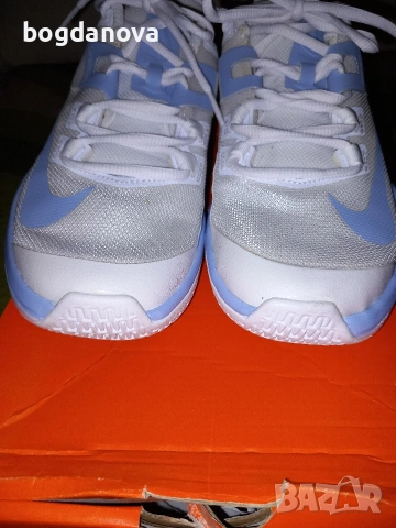 Нови оригинални маратонки Nike, 39 номер, снимка 11 - Маратонки - 53992742