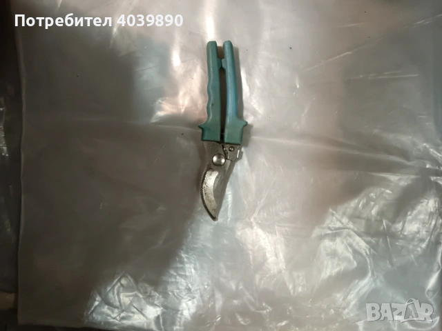 Руски лозарски ножици