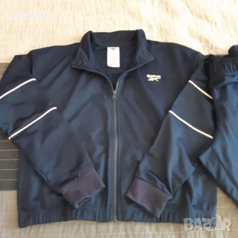  Rebok оригинален екип , снимка 2 - Спортни екипи - 47424173