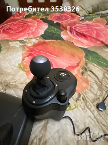 Logitech g29, снимка 4 - Джойстици и геймпадове - 52867553