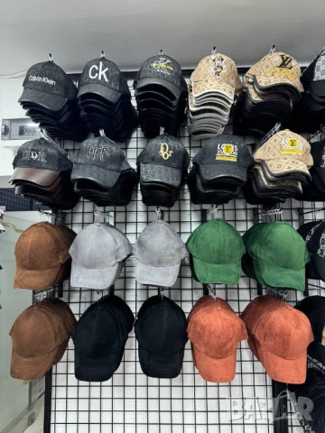 шапки с козирка calvin klein gucci hermes , снимка 6 - Шапки - 50776433