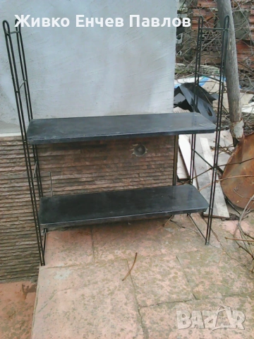 Стара етажерка от соца