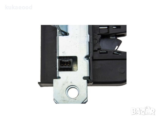 Машинка за заключване на багажник за VW Polo 9N, снимка 5 - Части - 44671452