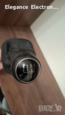 Оригинален скоростен лост с маншон VW Touran 2009 г. – 6 скорости, снимка 3 - Аксесоари и консумативи - 52948339