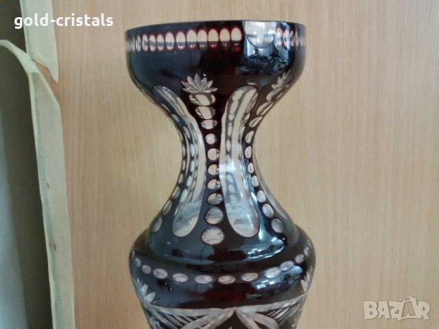 Голяма кристална ваза цветен червен кристал, снимка 6 - Антикварни и старинни предмети - 30952618