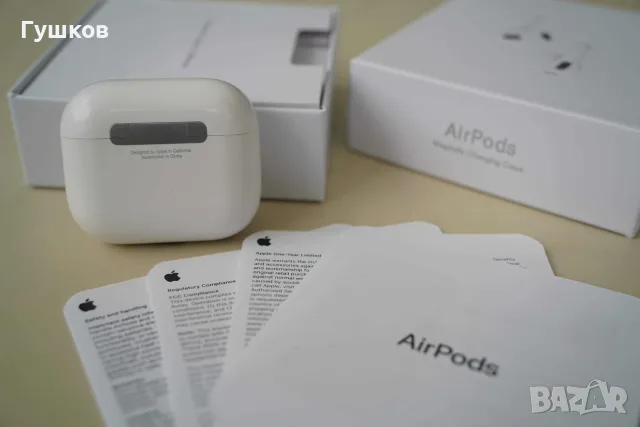 Apple AirPods 3rd Gen – безжични Bluetooth слушалки, пълен комплект, снимка 2 - Безжични слушалки - 56076465