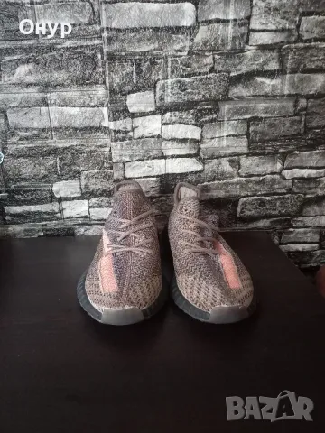 Adidas Yeezy Boost 350 V2 Ash Stone, снимка 1 - Маратонки - 47308425