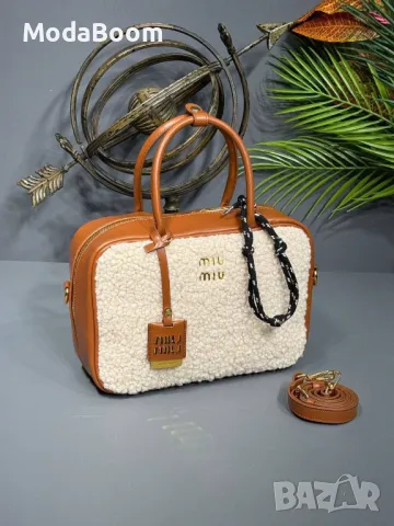 Miu Miu дамски чанти различни цветове , снимка 3 - Чанти - 48267775