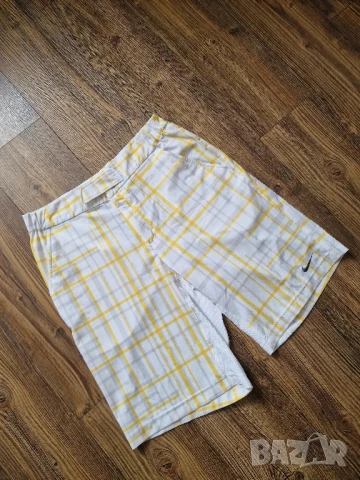 Страхотни мъжки къси панталони NIKE  размер L , снимка 2 - Къси панталони - 50625686