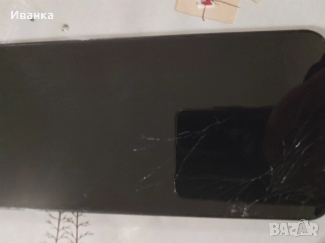 Samsung A05s...спукан дисплей, работи без проблем! 