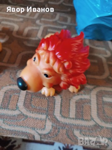 Продавам пеещи играчки, книжки, синтезатор, разни играчки, снимка 11 - Електрически играчки - 40191341