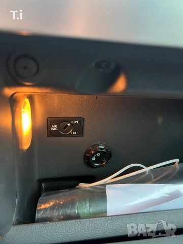  Vw touaran , снимка 16 - Автомобили и джипове - 52344163