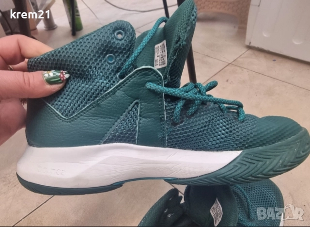 Adidas баскетболни кецове номер 39, снимка 6 - Кецове - 52171345