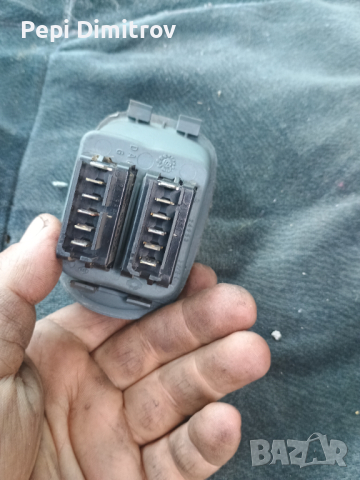 Бутони Ел стъкла за Renault Megane Scenic (10.1996 - 12.2001) , снимка 3 - Части - 44716597