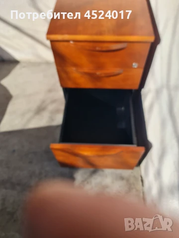 офис шкаф от дърво Внос от Англия, снимка 2 - Стелажи и щандове - 50918492