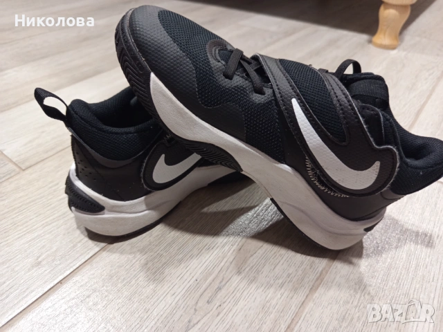Маратонки  Nike, снимка 2 - Детски маратонки - 53909823