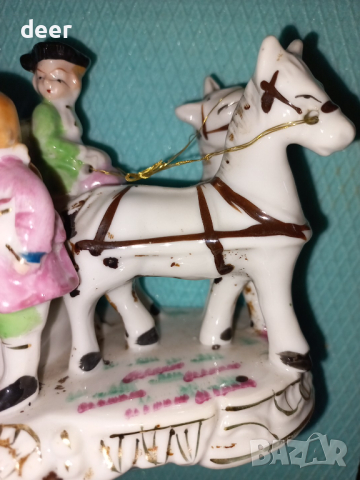 Порцеланов файтон, снимка 3 - Статуетки - 44746094