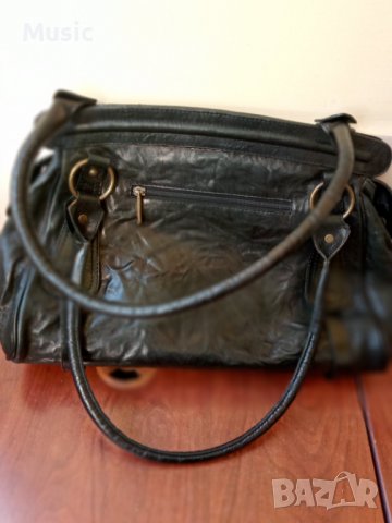 Дамска чанта от естествена кожа, снимка 2 - Чанти - 38381877