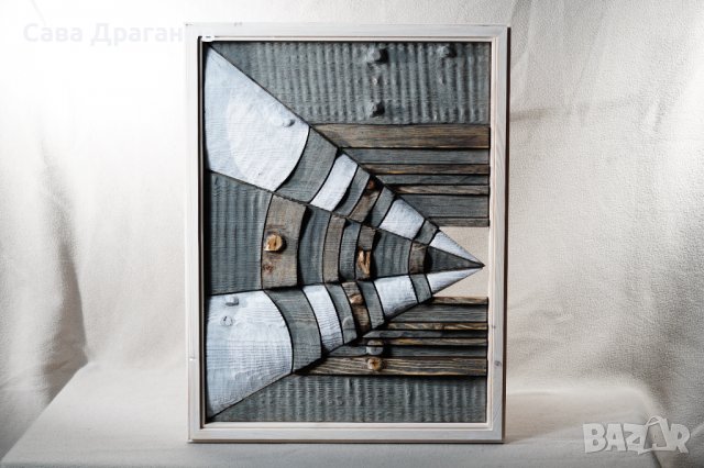 Стенна пластика "Посока"