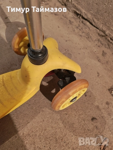 детска тротинетка със светещи колела , снимка 3 - Скутери и тротинетки - 52944894